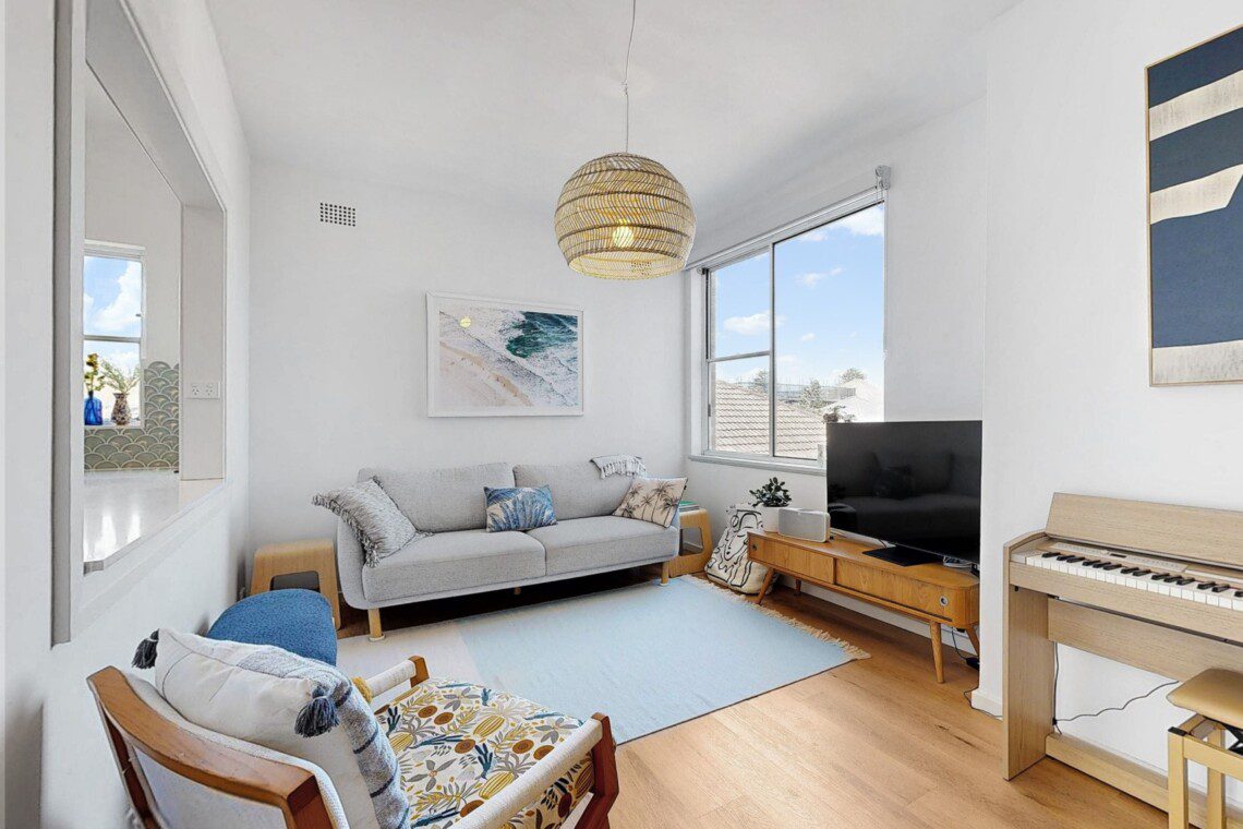 A Complete Guide: Higher Rental Yields on Furnished Rentals