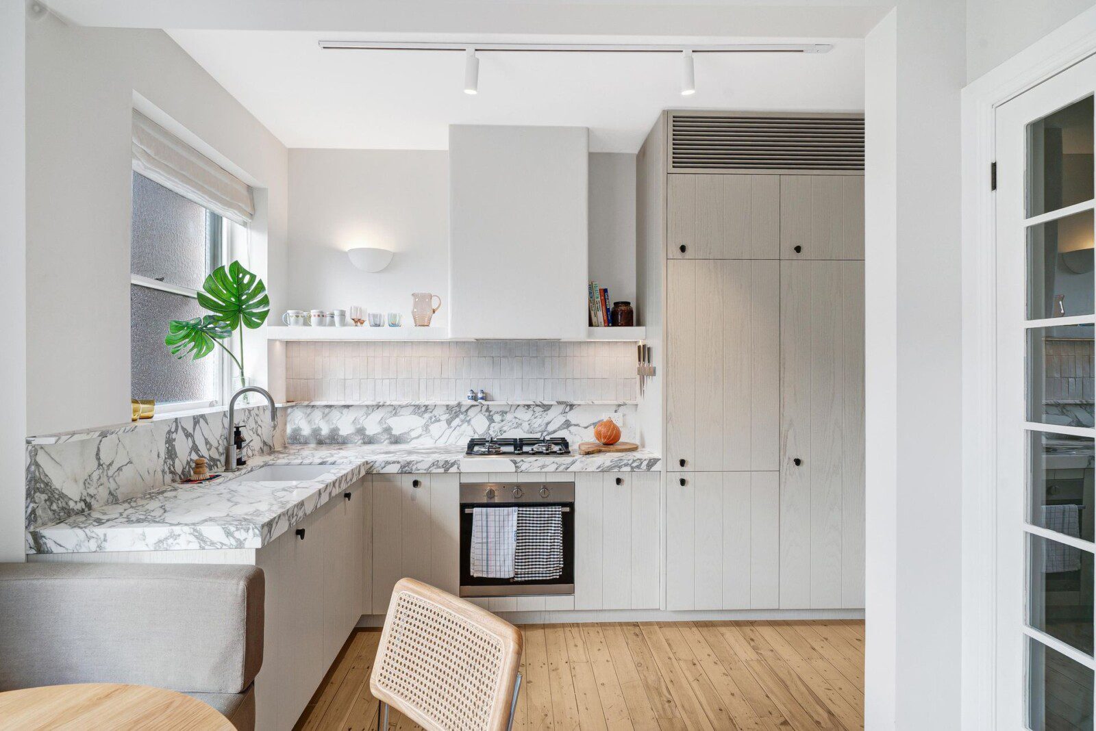 1c5e1d48 6f59 1487 6c20 f8e0fb3efc9b